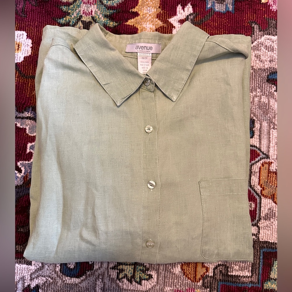 Avenue Button-Up Blouse, Size 26/28